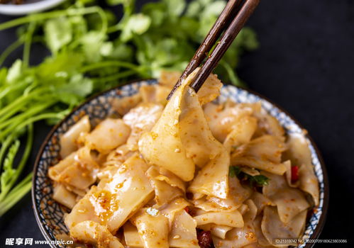 涼皮的藝術 一道傳統美食的攝影之旅